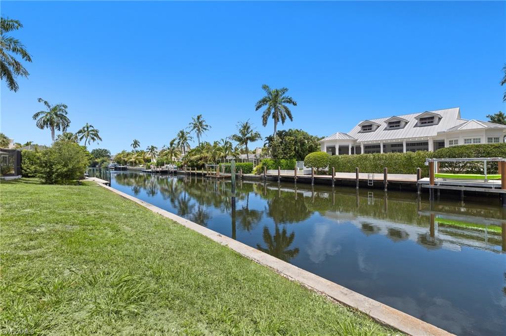 AQUALANE SHORES - Land
