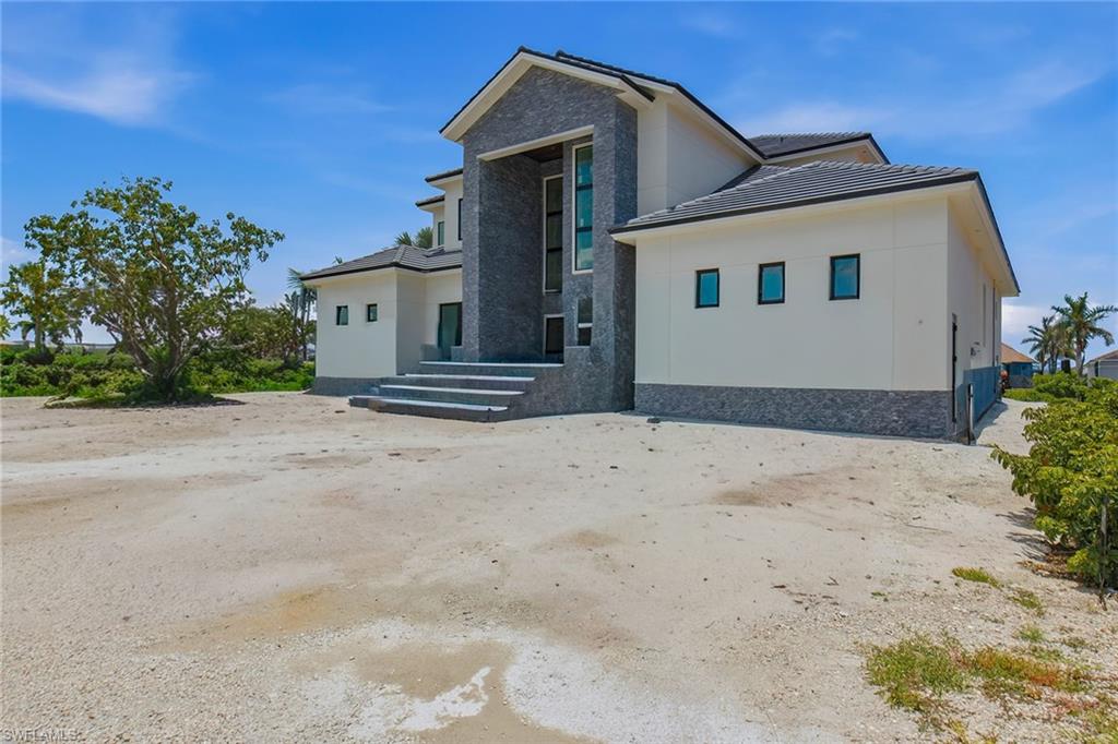 MARCO ISLAND - Residential