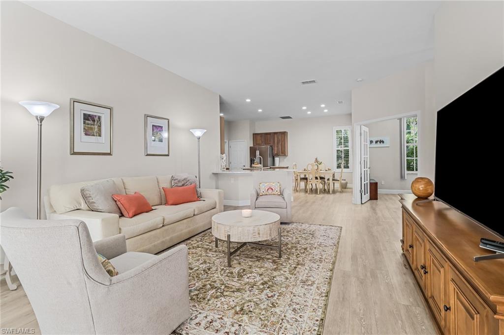MAPLE BROOKE - Residential
