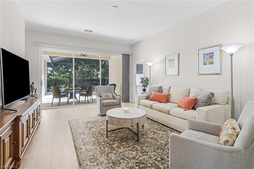 MAPLE BROOKE - Residential
