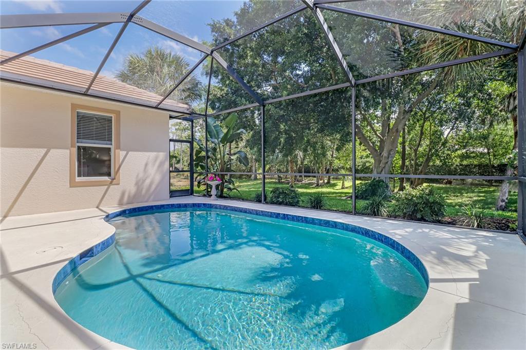 MAPLE BROOKE - Residential