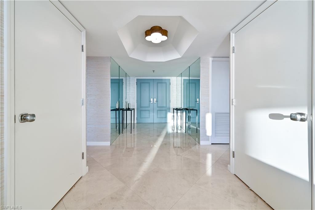 SAVOY - Residential