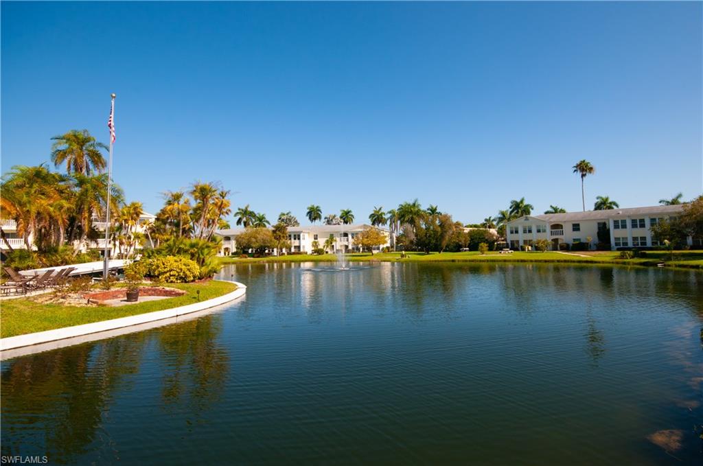 STRATFORD PLACE CONDO - Residential