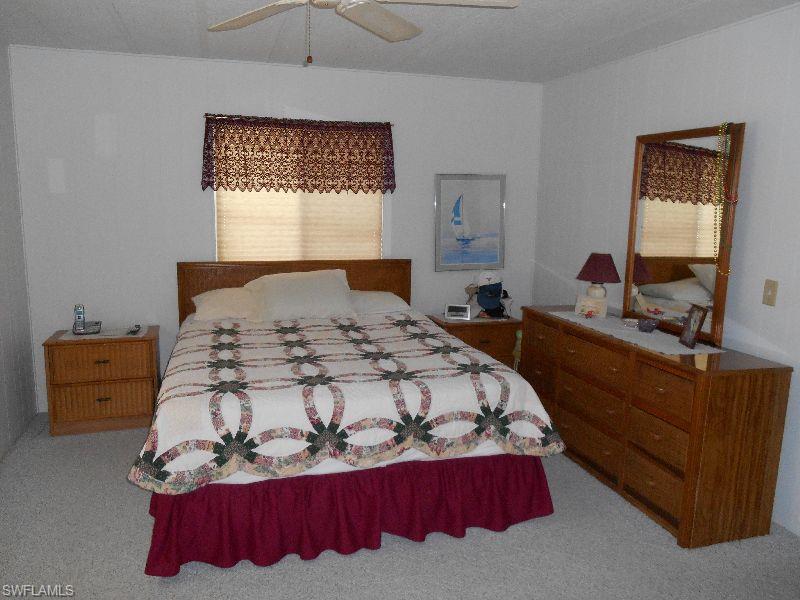 SIX LAKES COUNTRY CLUB - Residential