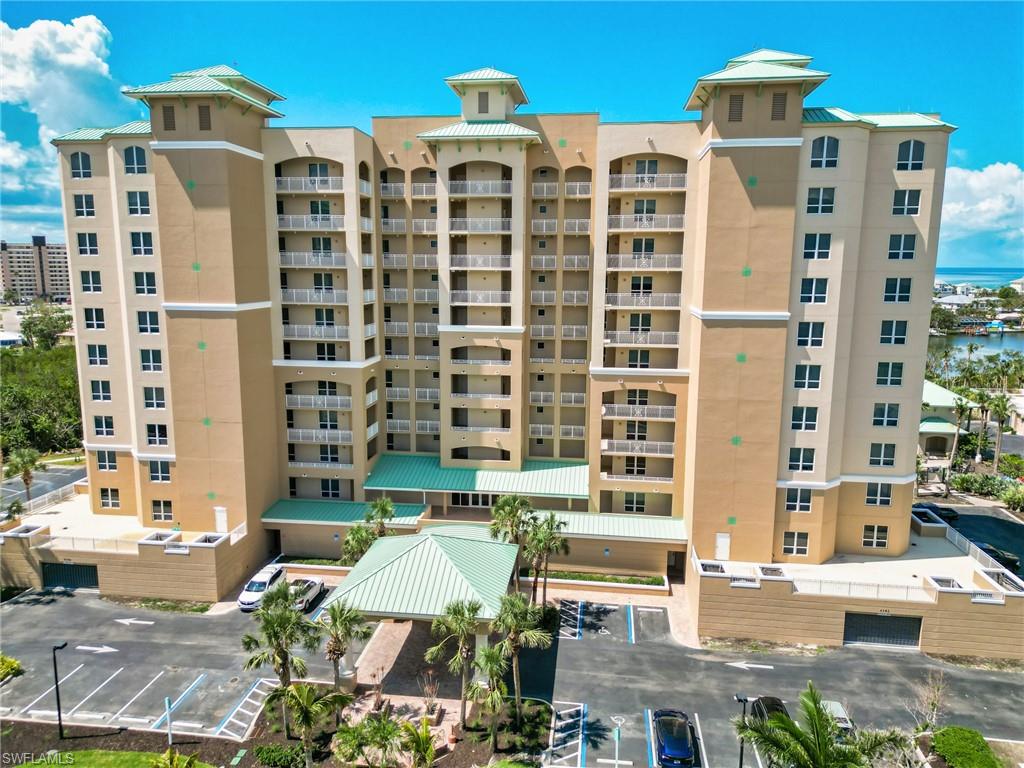 WATERSIDE AT BAY BEACH - Residential