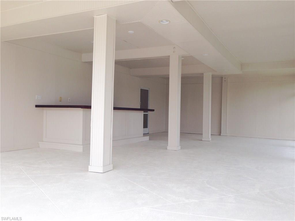 MARCO BEACH - Residential