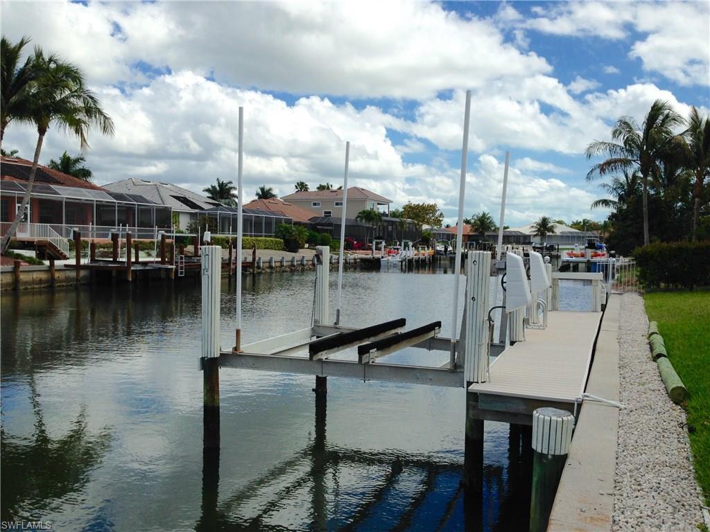 MARCO BEACH - Residential