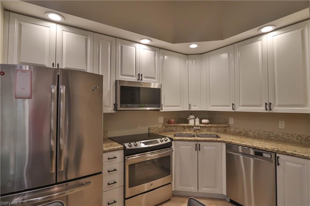 ALTA MAR - Residential Lease