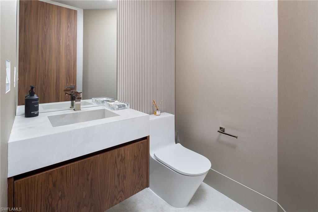 REGATTA - Residential