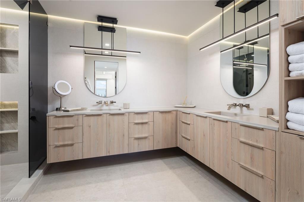 REGATTA - Residential