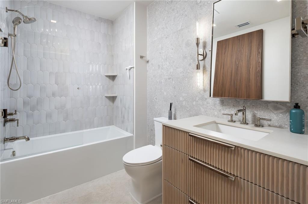 REGATTA - Residential