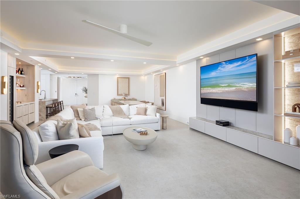 REGATTA - Residential