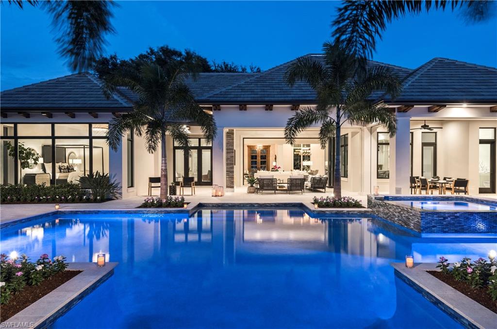 PELICAN BAY WOODS - Residential