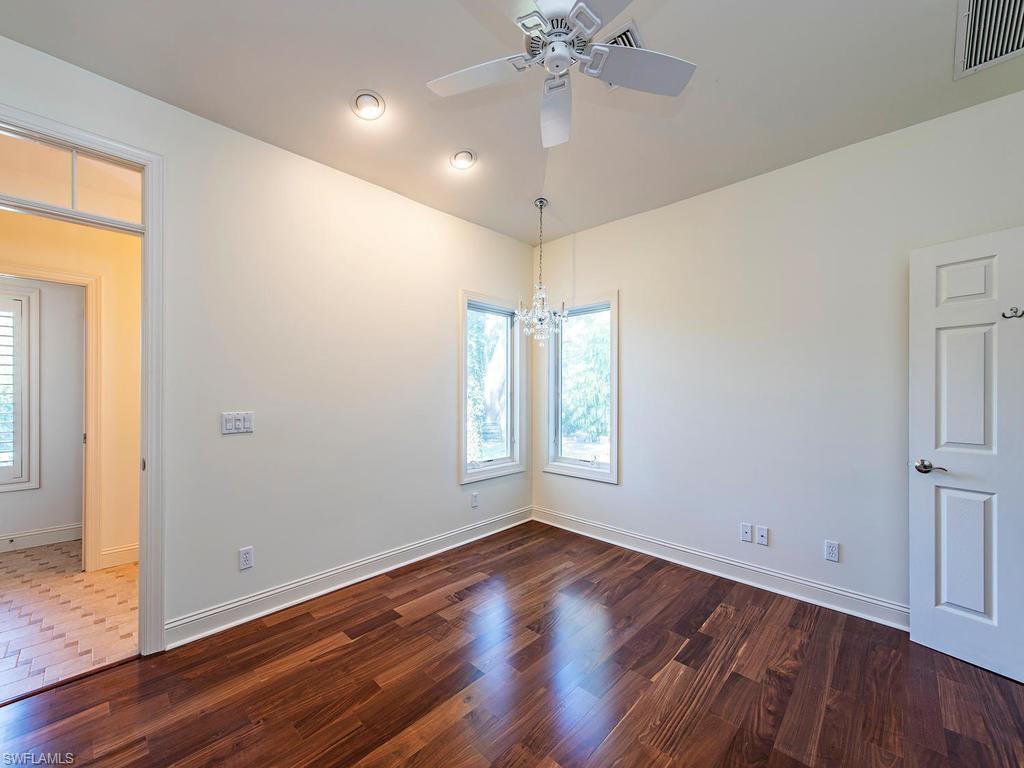 PINE RIDGE - Residential