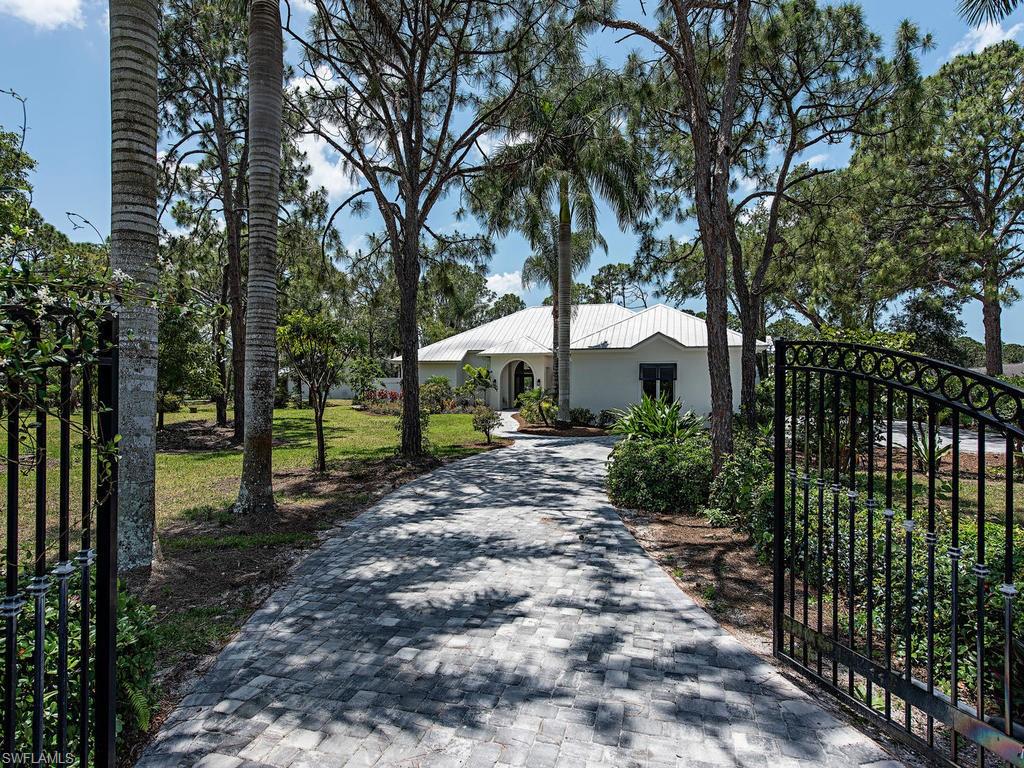 PINE RIDGE - Residential