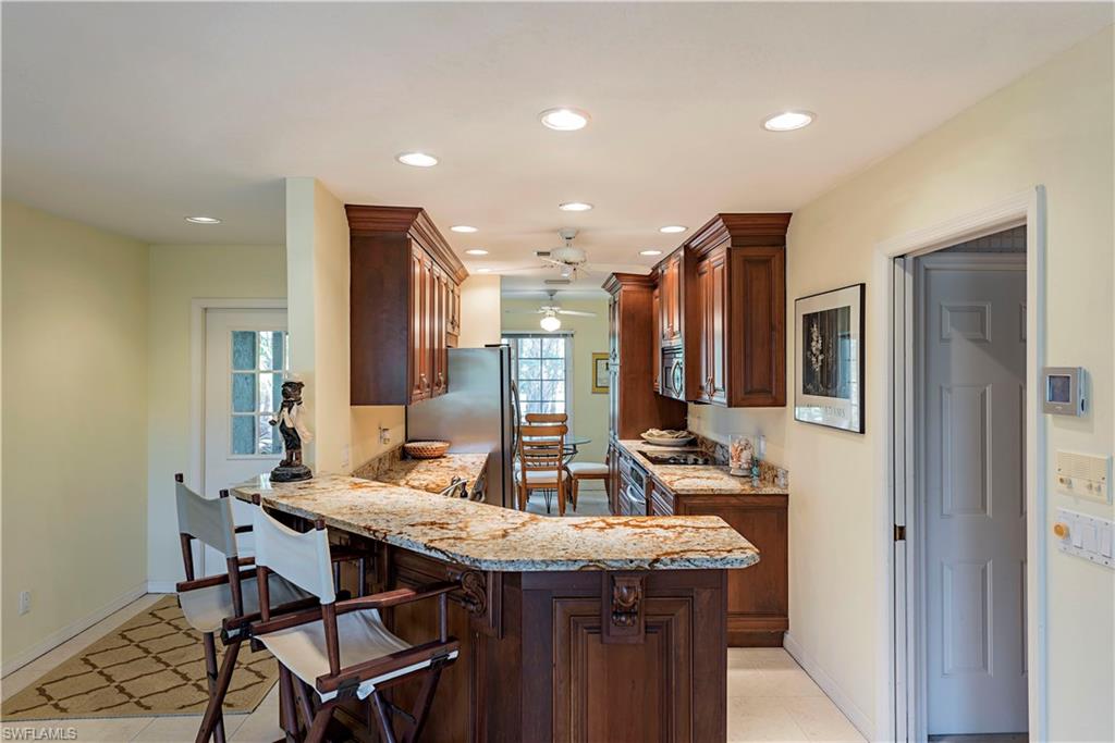 PINE RIDGE - Residential