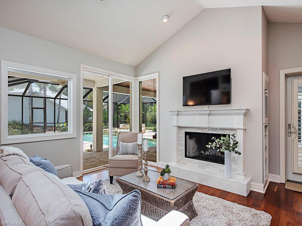 PINE RIDGE - Residential