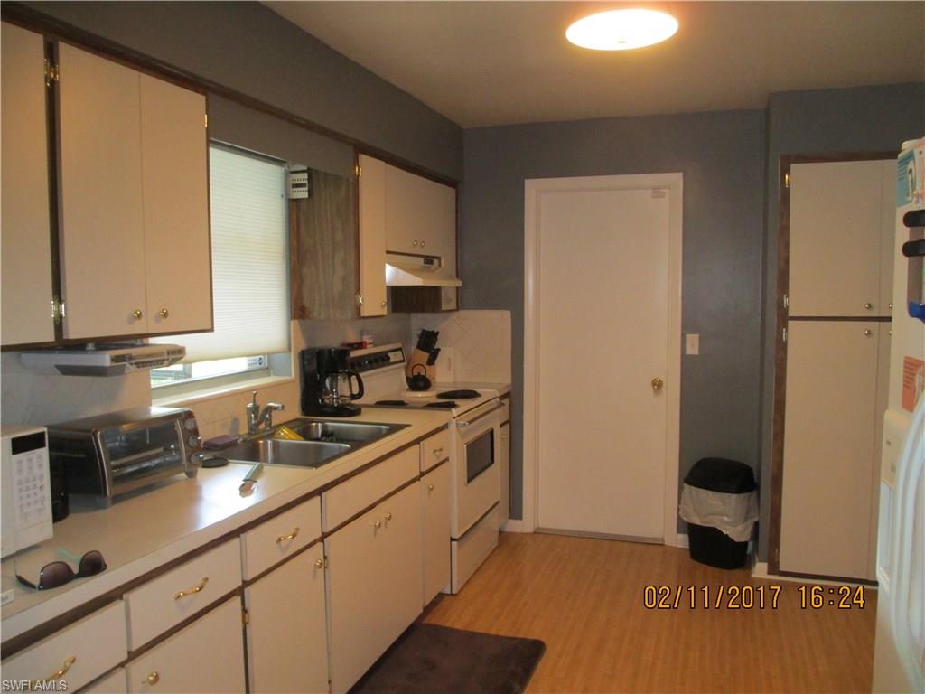 WILLOW LAKE - Residential