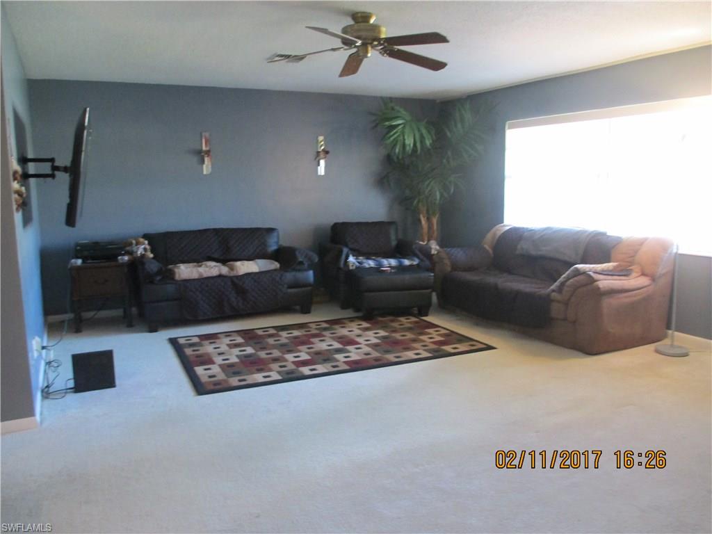 WILLOW LAKE - Residential