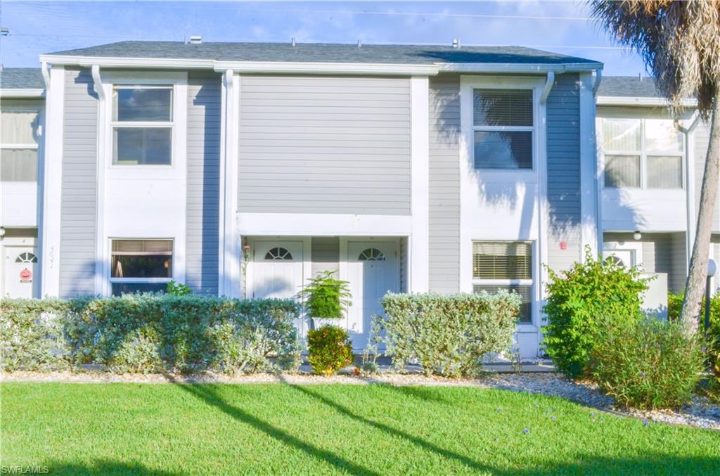 CAPE GARDENS CONDO - Residential