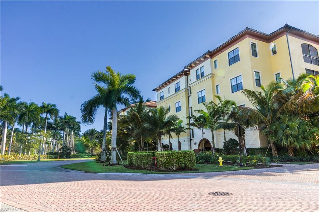 Esperanza At Tiburon And the Ritz Carlton Golf Resort......  This 3rd floor penthouse boast of a spectacular view of lakes and bridges facing the 2nd hole of the Greg Norman Championship gold course.  Your private elevator takes you right into your 2930 sqft spacious home.  This 3 bedroom 3.5 bath + a den includes en-suites , over sized great room, and floor to ceiling sliding glass doors to your loggias, gas stove, crown molding, stainless steel appliances, granite counters throughout, under cabinet lighting, window treatments, a wine cooler, and upgraded lighting . In addition to the above, Esperanza Condo's include under ground parking for two cars and a large private storage room.  Finally, Tiburon is a world acclaimed golf community at the Ritz Carlton Golf Resort.  SIGNATURE MEMBERSHIP INCLUDED.