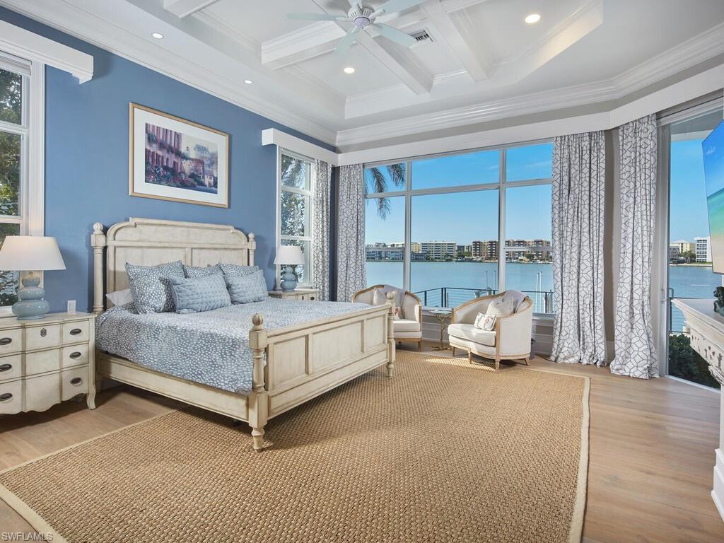 PARK SHORE - Residential
