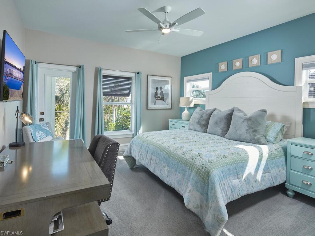 PARK SHORE - Residential