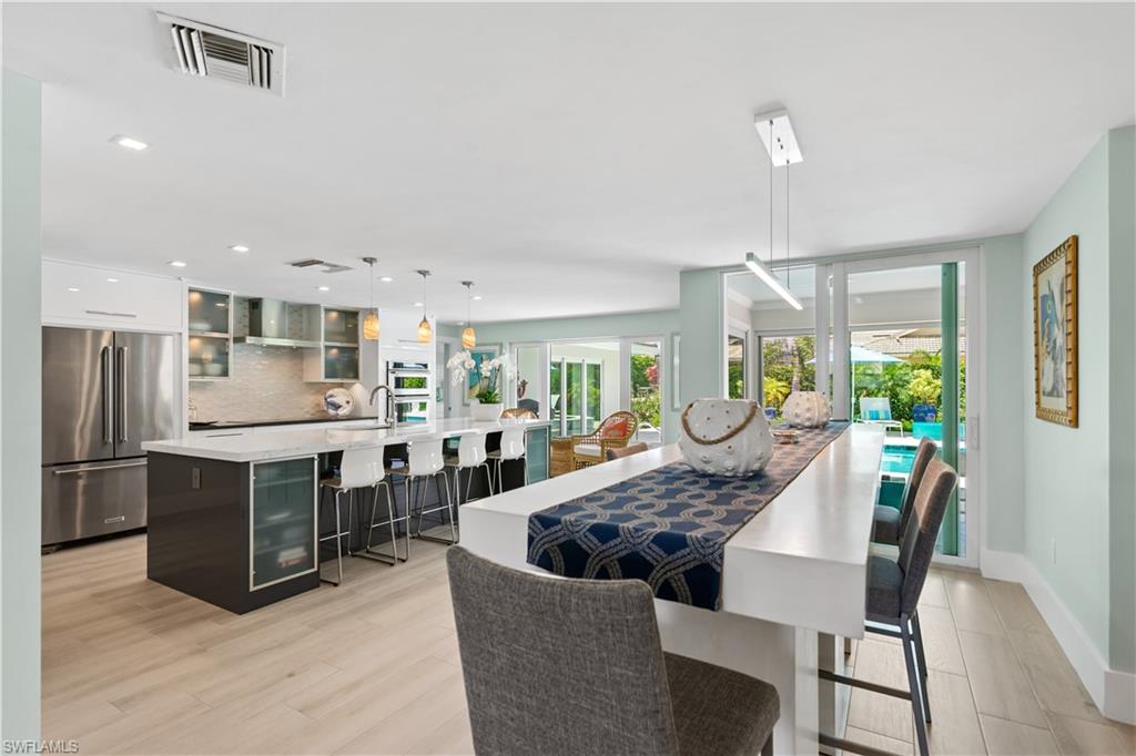 PARK SHORE - Residential