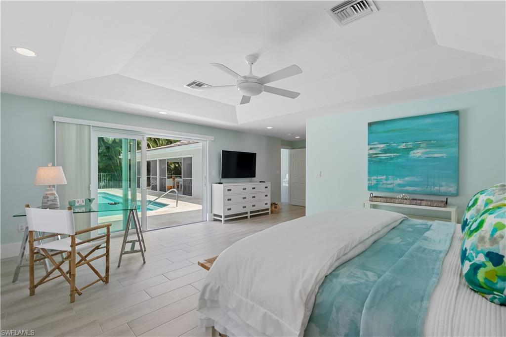 PARK SHORE - Residential