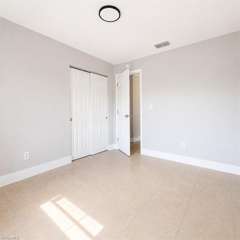 PINE MANOR - Residential Lease