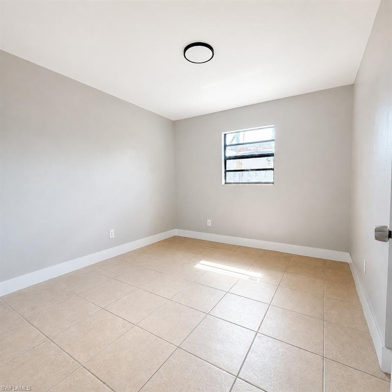 PINE MANOR - Residential Lease
