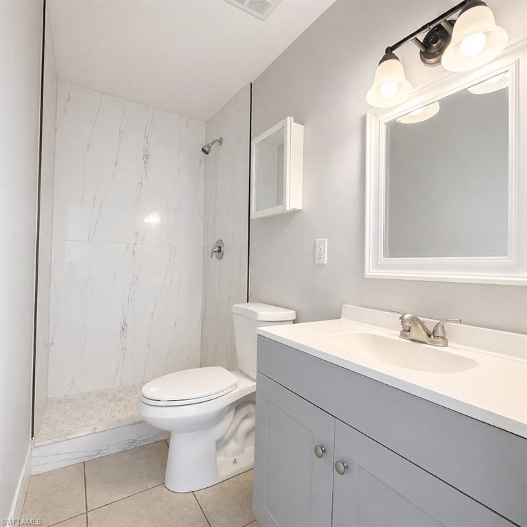 PINE MANOR - Residential Lease