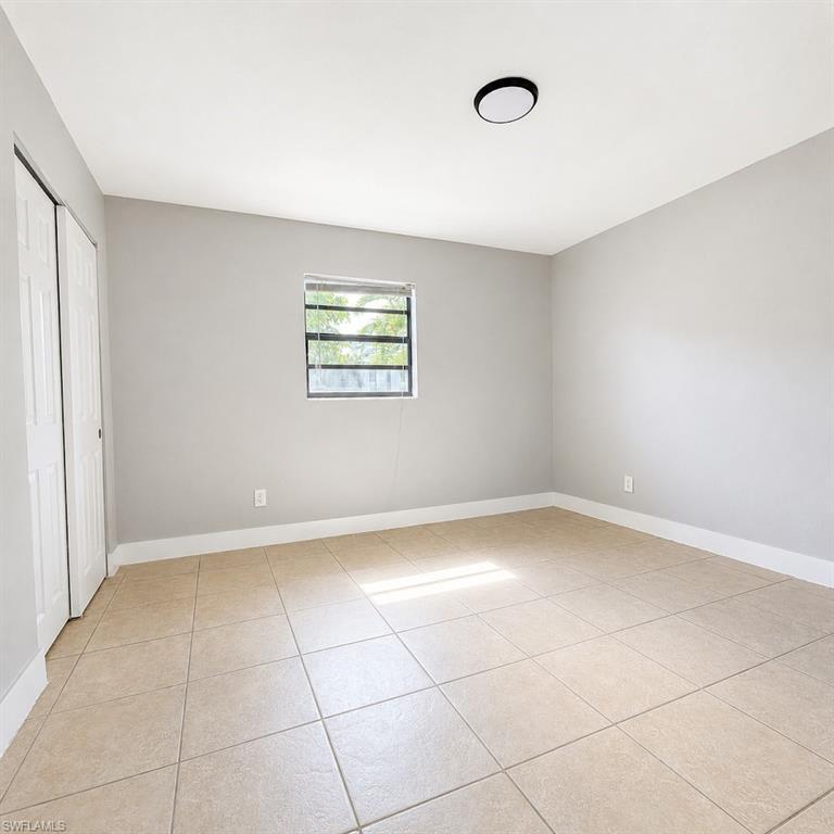 PINE MANOR - Residential Lease