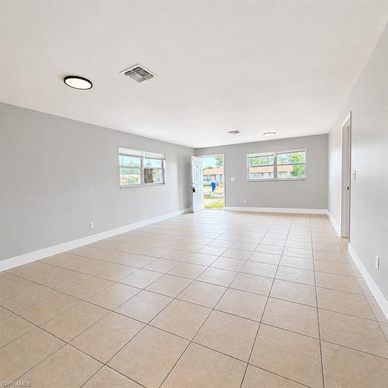 PINE MANOR - Residential Lease