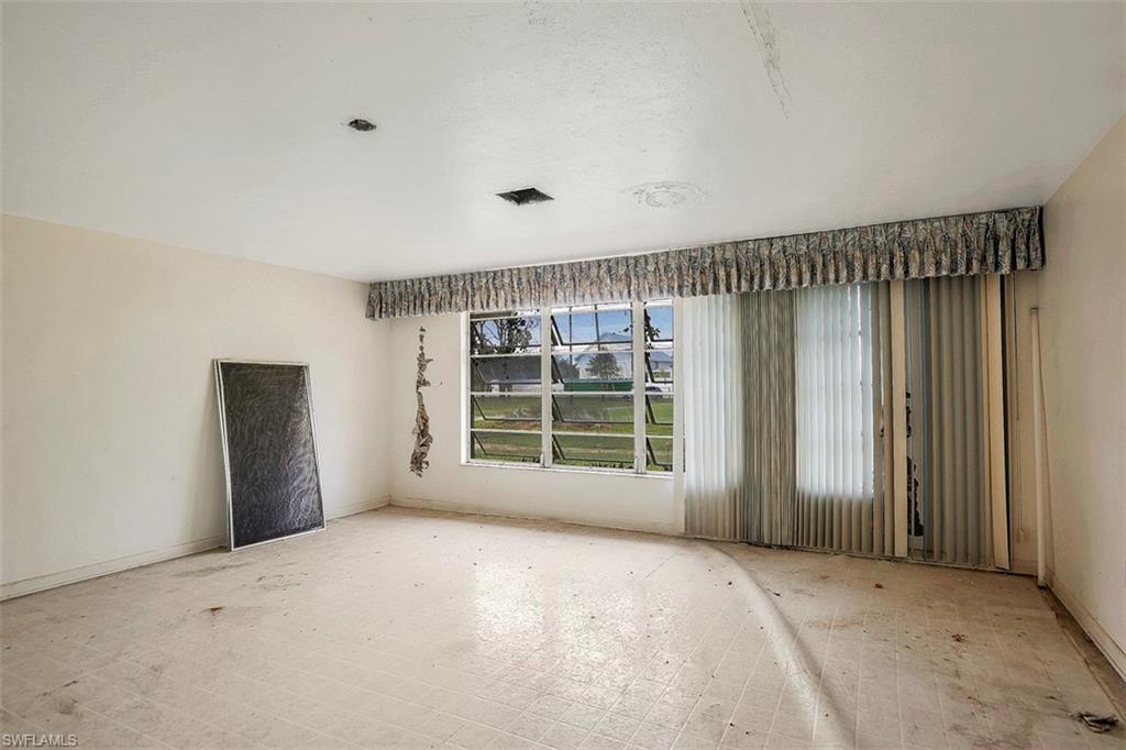 PINE RIDGE - Residential
