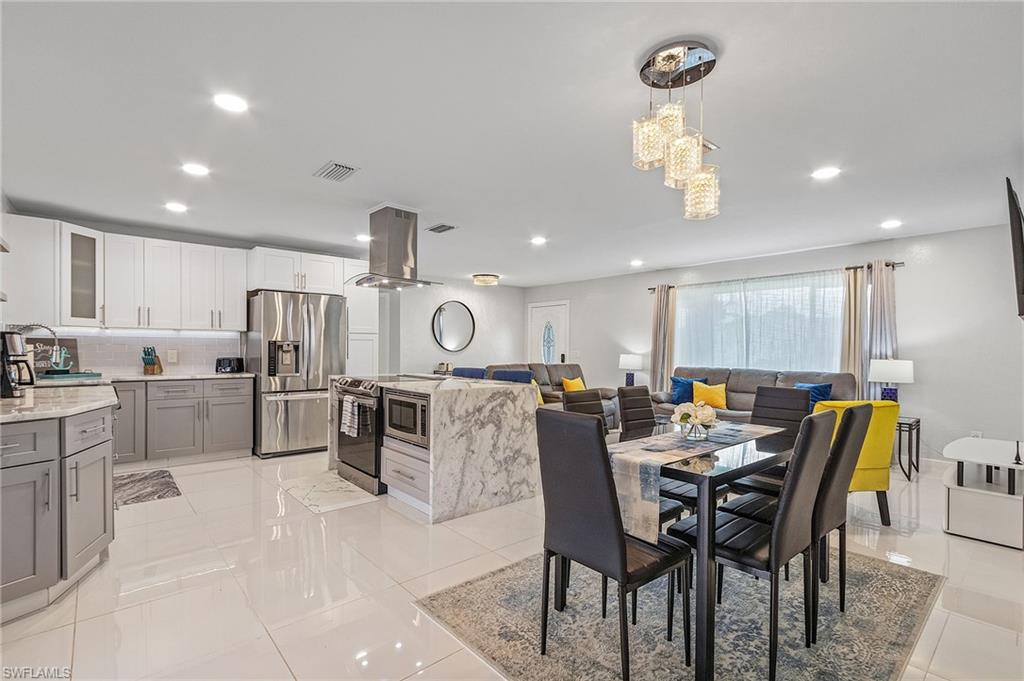 CAPE CORAL - Residential Lease