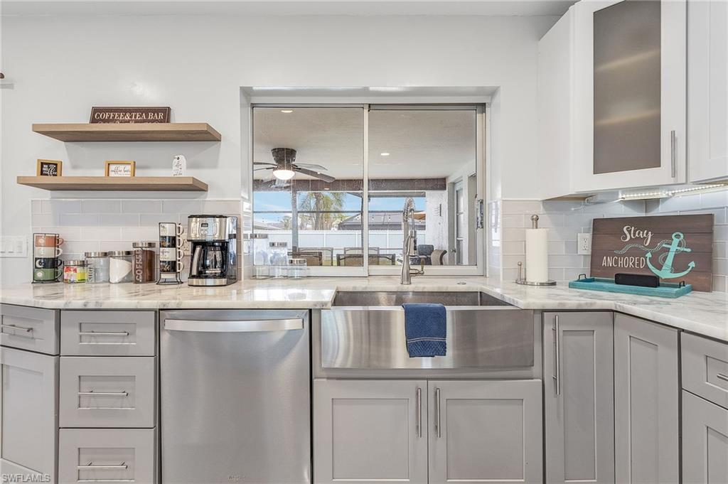 CAPE CORAL - Residential Lease