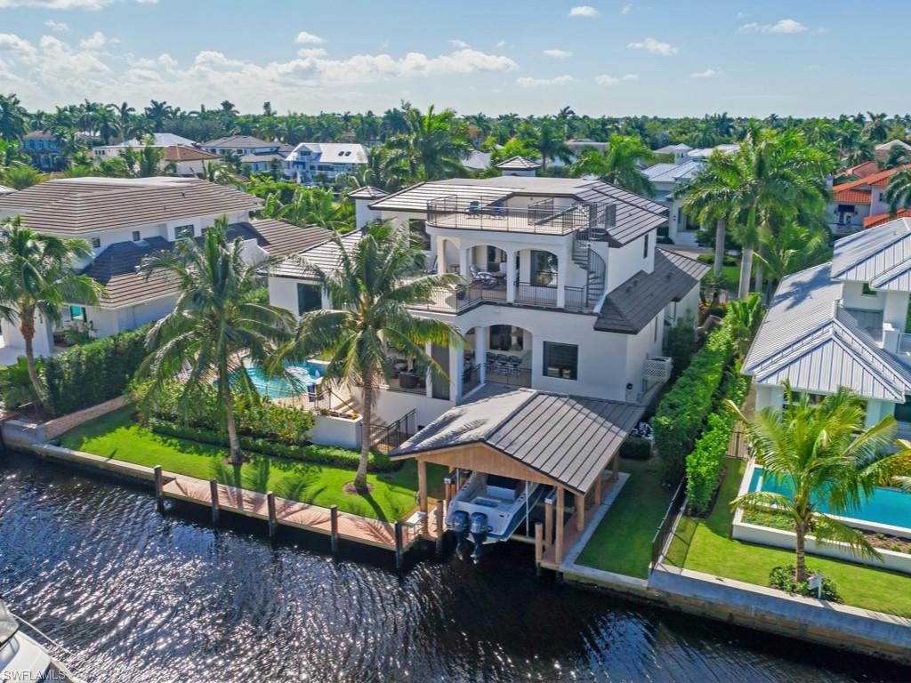 AQUALANE SHORES - Residential