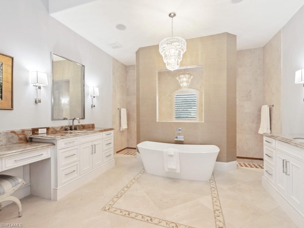 AQUALANE SHORES - Residential
