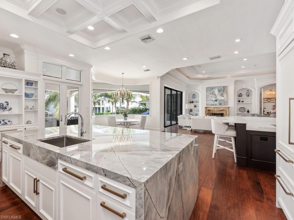 AQUALANE SHORES - Residential