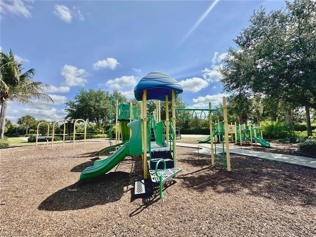 THE GROVES AT ORANGE BLOSSOM RANCH - Residential Lease