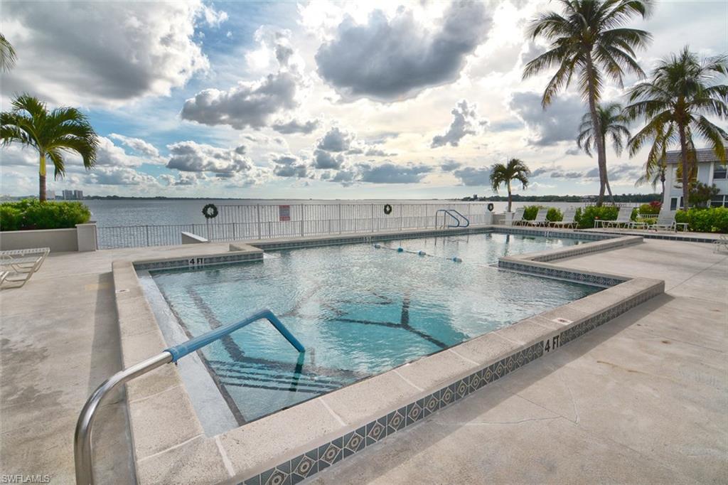 NORTH SHORE PLACE - Residential