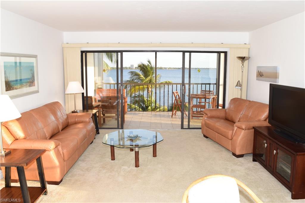 NORTH SHORE PLACE - Residential