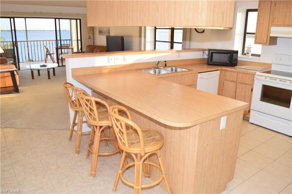 NORTH SHORE PLACE - Residential