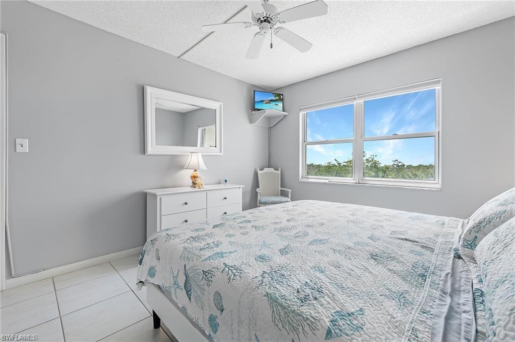 VANDERBILT TOWERS - Residential Lease