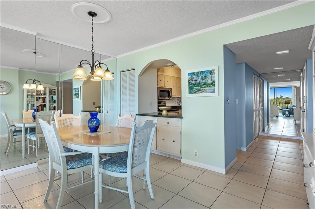 VANDERBILT TOWERS - Residential Lease