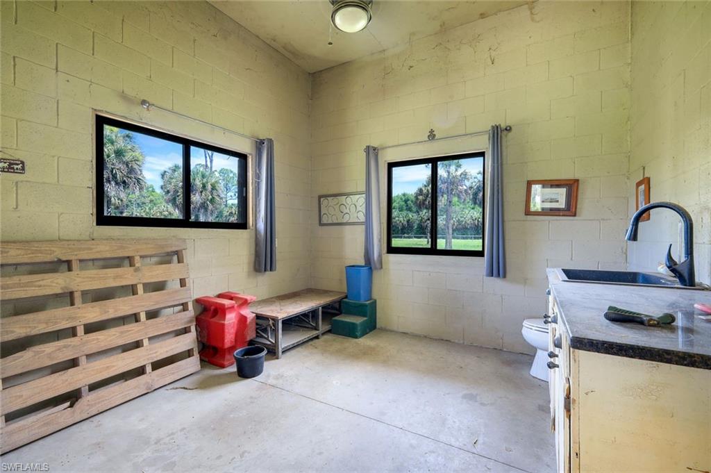 ACREAGE HEADER - Residential