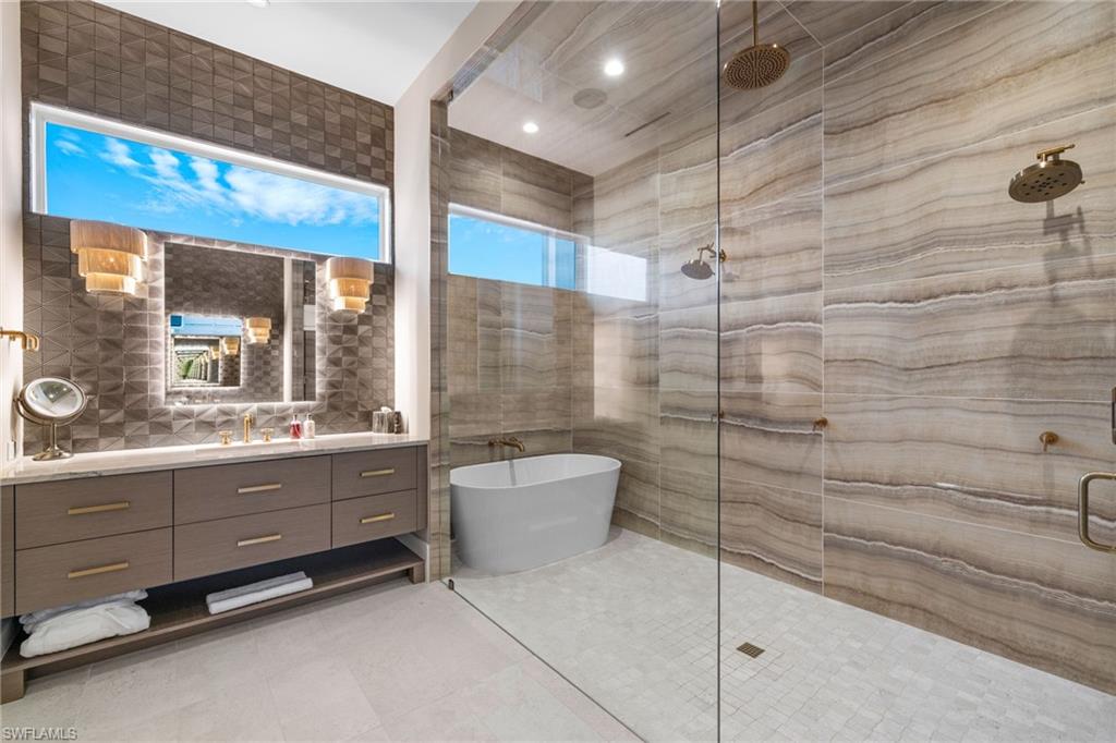 BONITA BEACH - Residential