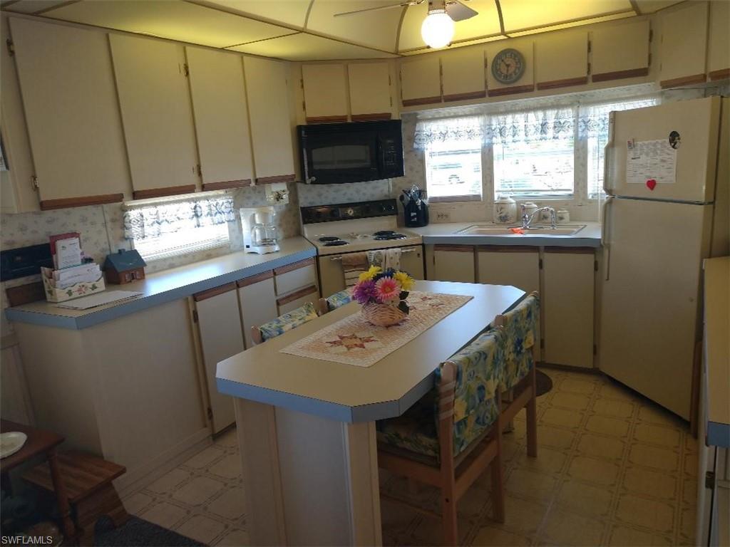 PALMETTO PALMS R V - Residential