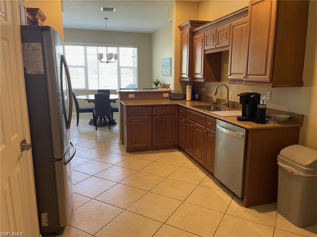 BELLA TERRA - Residential Lease